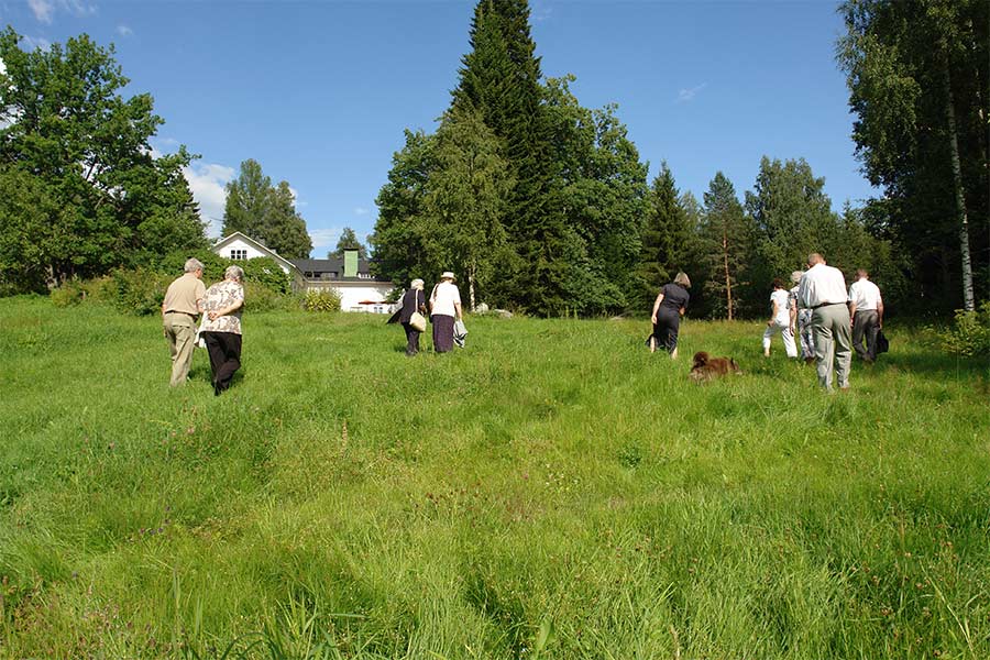 Visitors of the sculpture park.